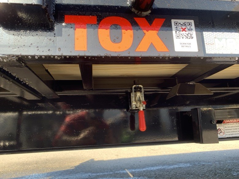 MAXX-D 8.5x24 17,500 Tilt