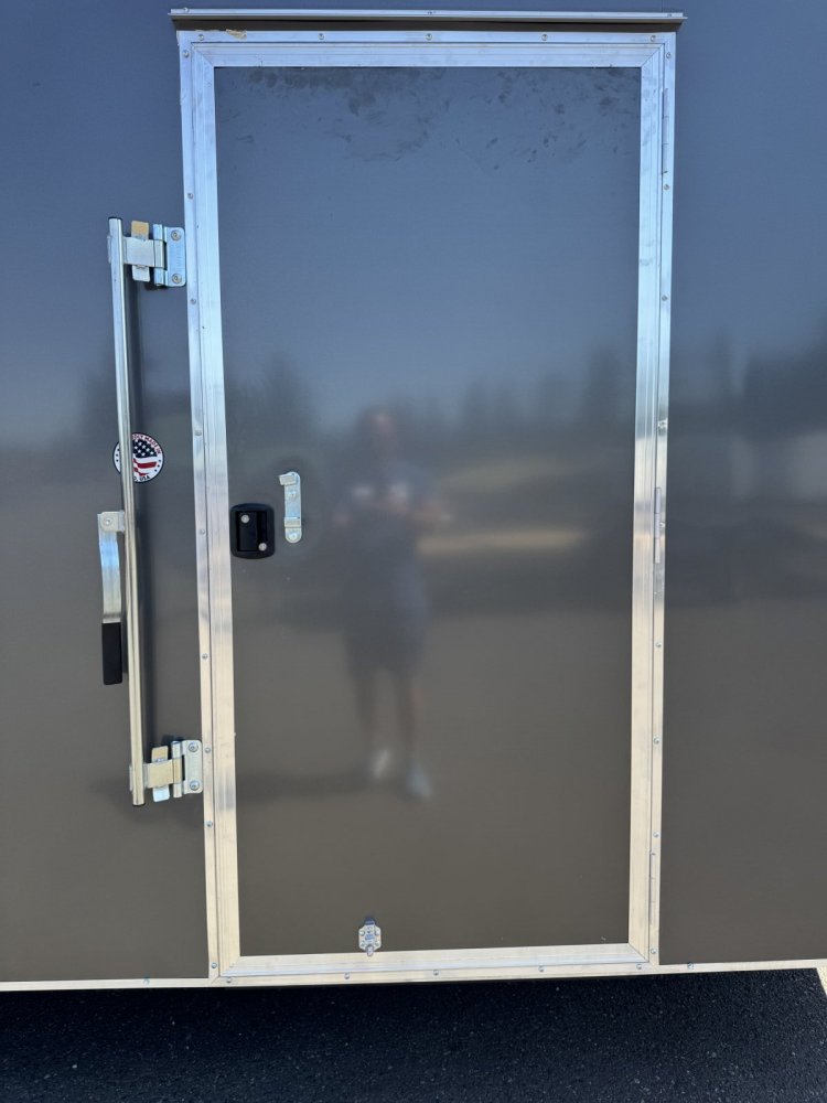 Mirage 8.5x20 9,900 Enclosed
