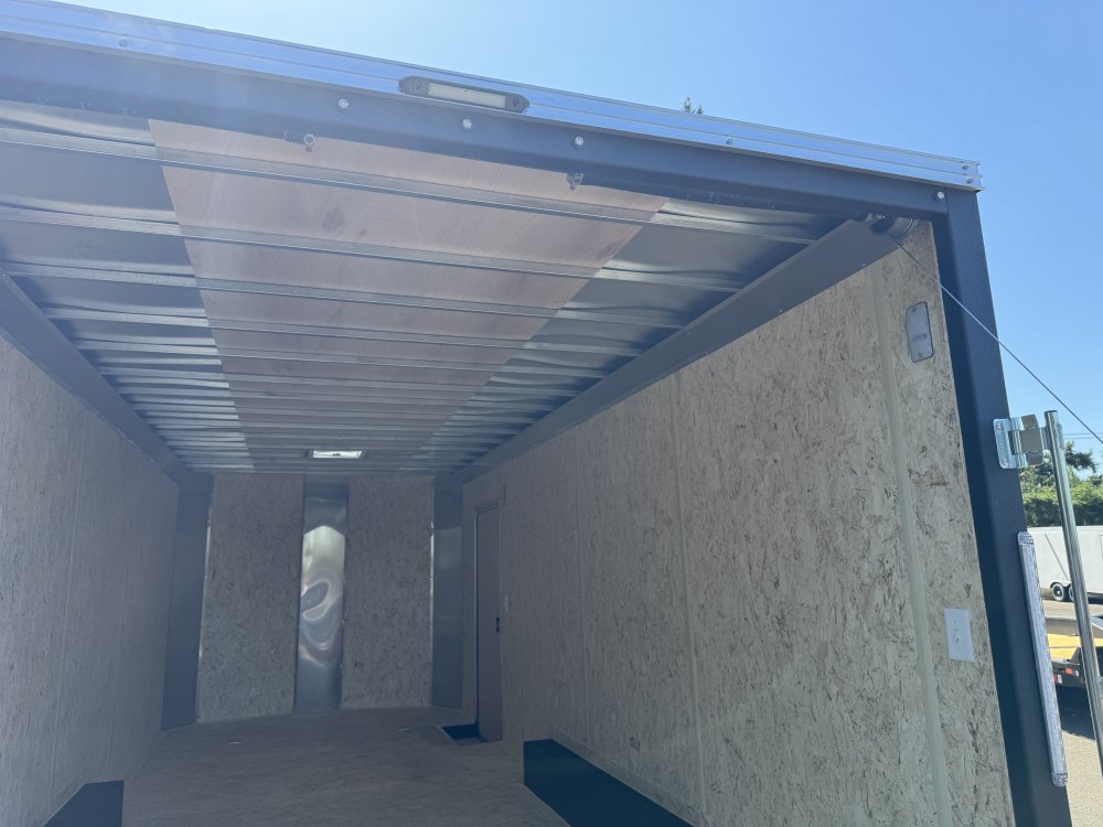 Mirage 8.5x20 9,900 Enclosed