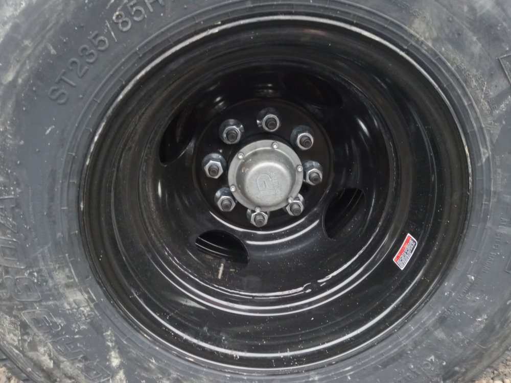 Maxx-D 8.5x28 25,000 Gooseneck