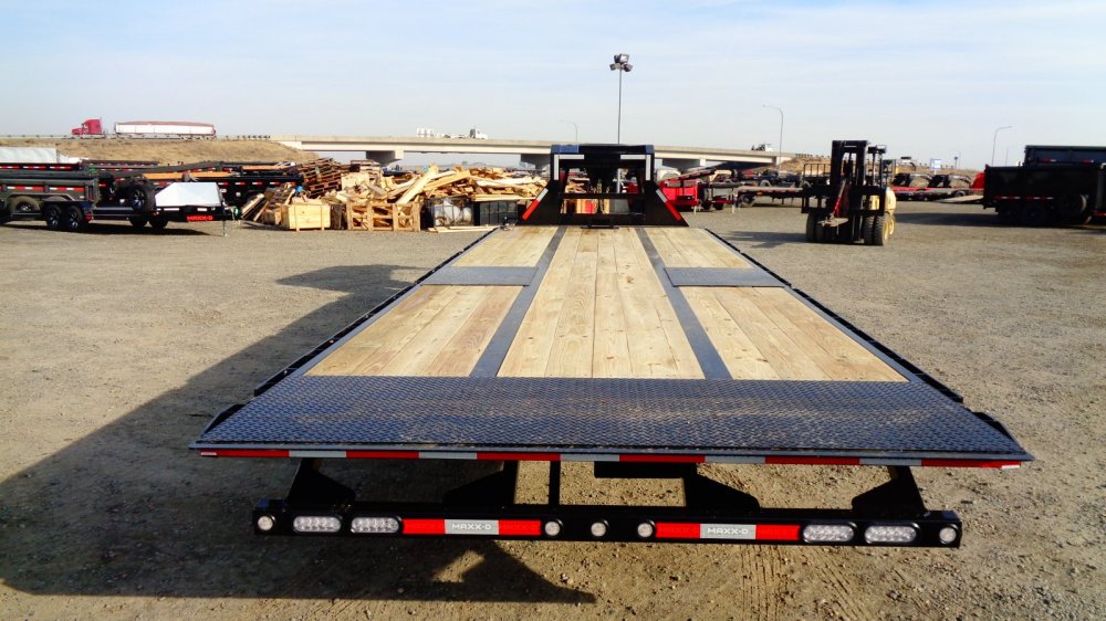 MAXX-D 8.5x26 25,990 Gooseneck