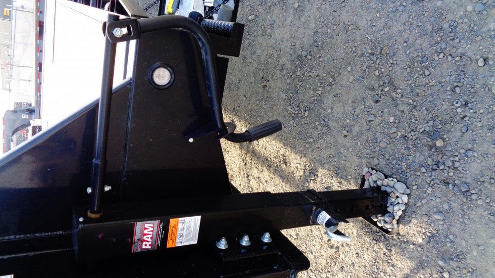 MAXX-D 8.5x26 25,990 Gooseneck