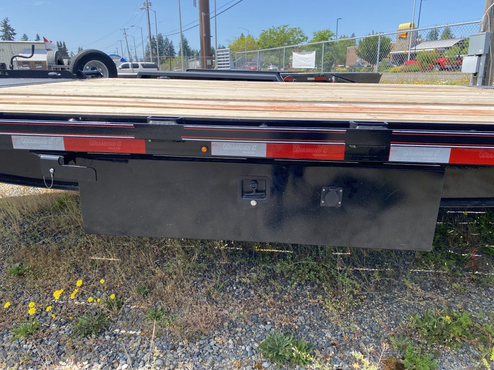 Diamond C 8.5x24 18,000 Deckover