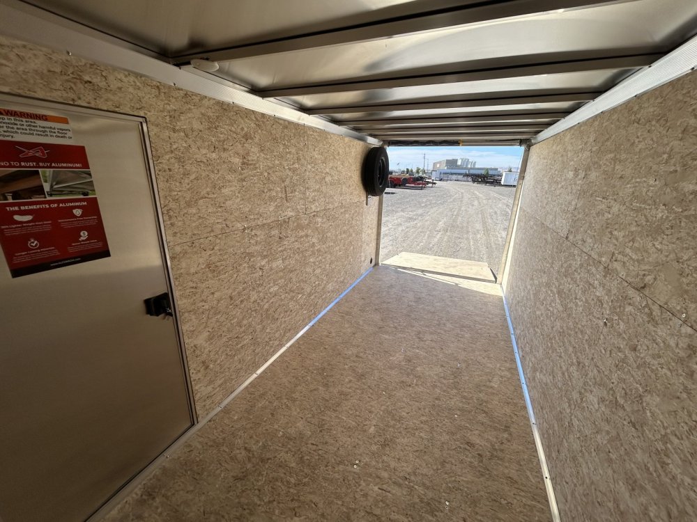 Xpress 7x16 7,000 Enclosed