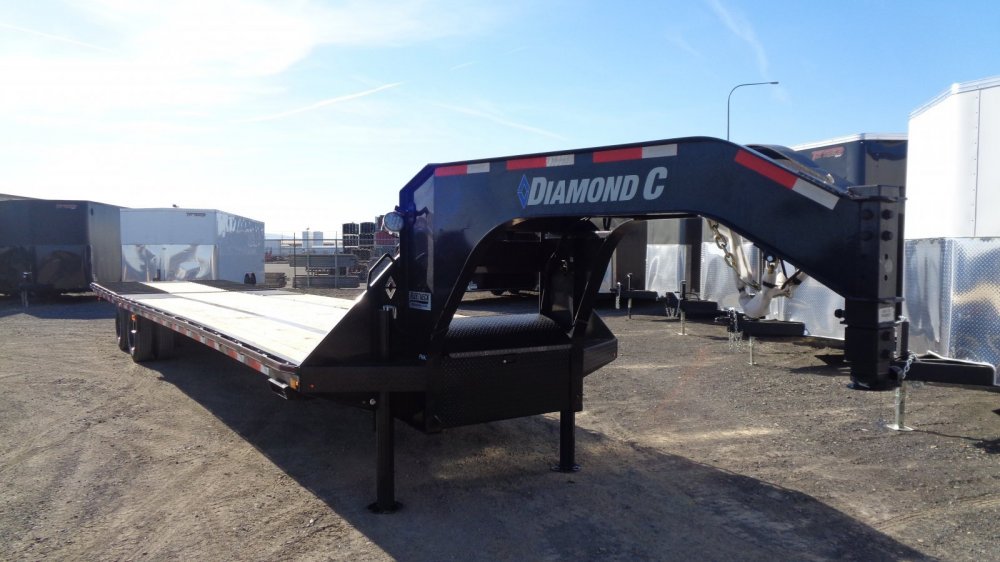 Diamond C 8.5x40 Gooseneck