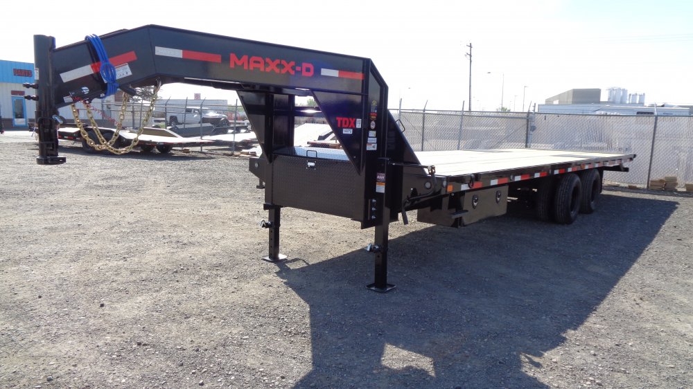 MAXX-D 8.5x30 25,000 Gooseneck