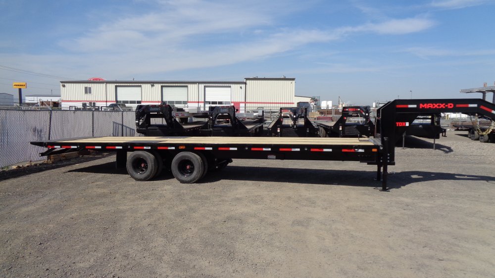 MAXX-D 8.5x30 25,000 Gooseneck