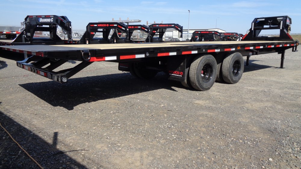 MAXX-D 8.5x30 25,000 Gooseneck