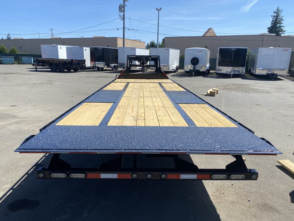 MAXX-D 8.5x28 18,000 Deckover