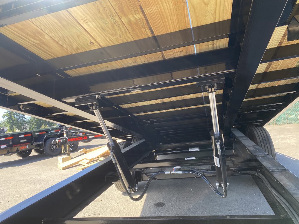 MAXX-D 8.5x28 18,000 Deckover