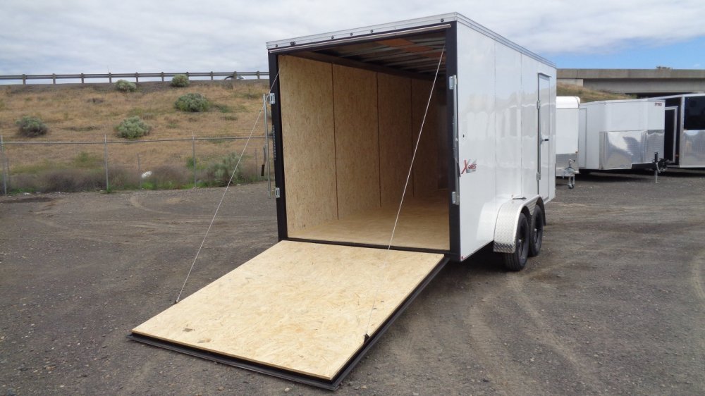 Mirage 7x16 7,000 Enclosed