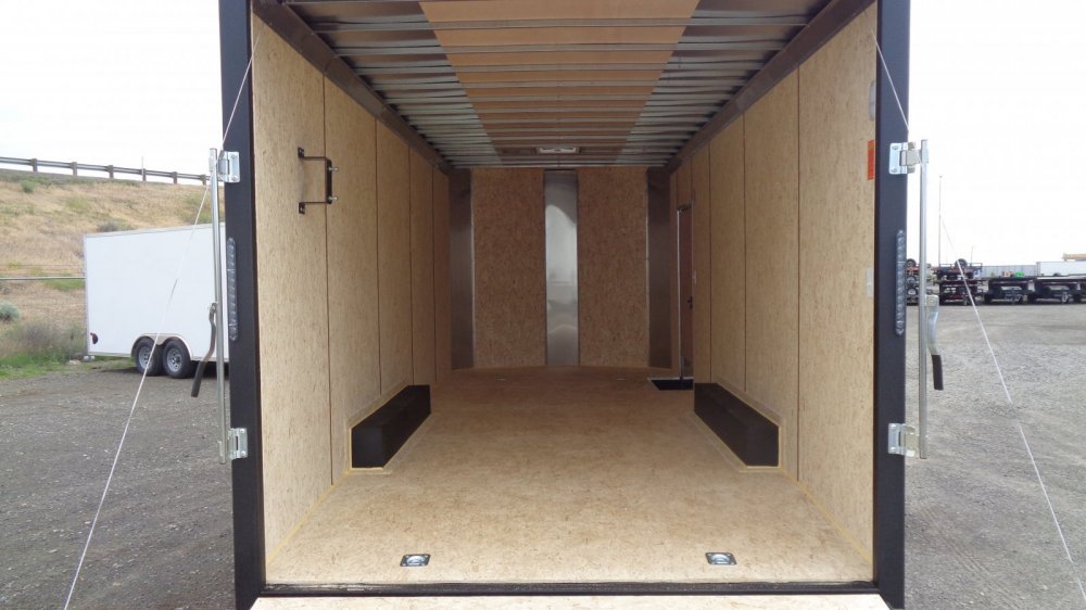 Mirage 8.5x20 Enclosed