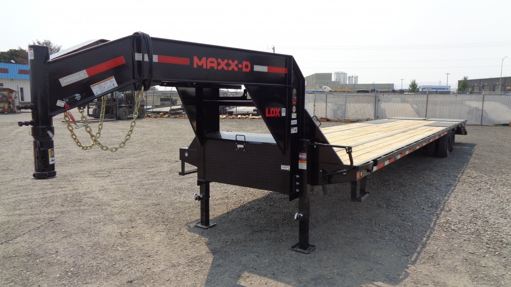 MAXX-D 8.5x40 25,990 Gooseneck