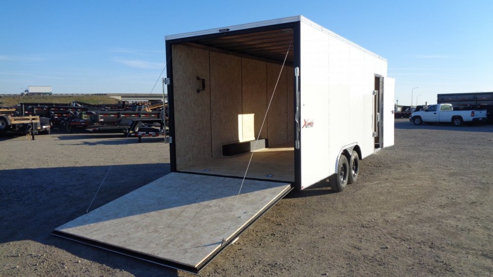 Mirage 8.5x24 Enclosed