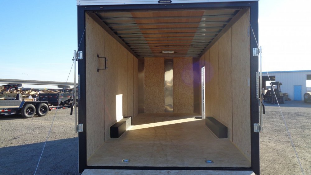 Mirage 8.5x24 Enclosed