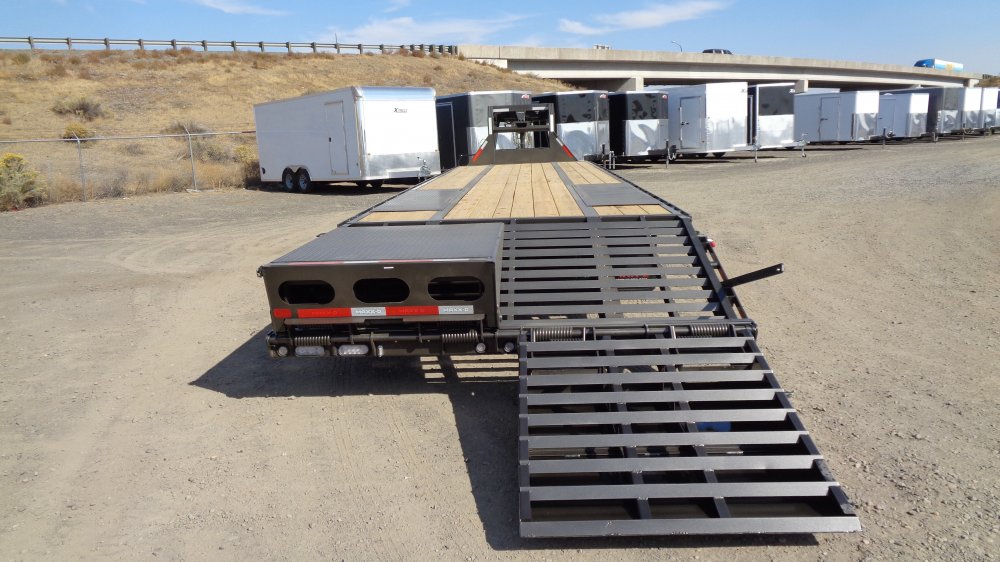 MAXX-D 8.5x35 30,000 Gooseneck