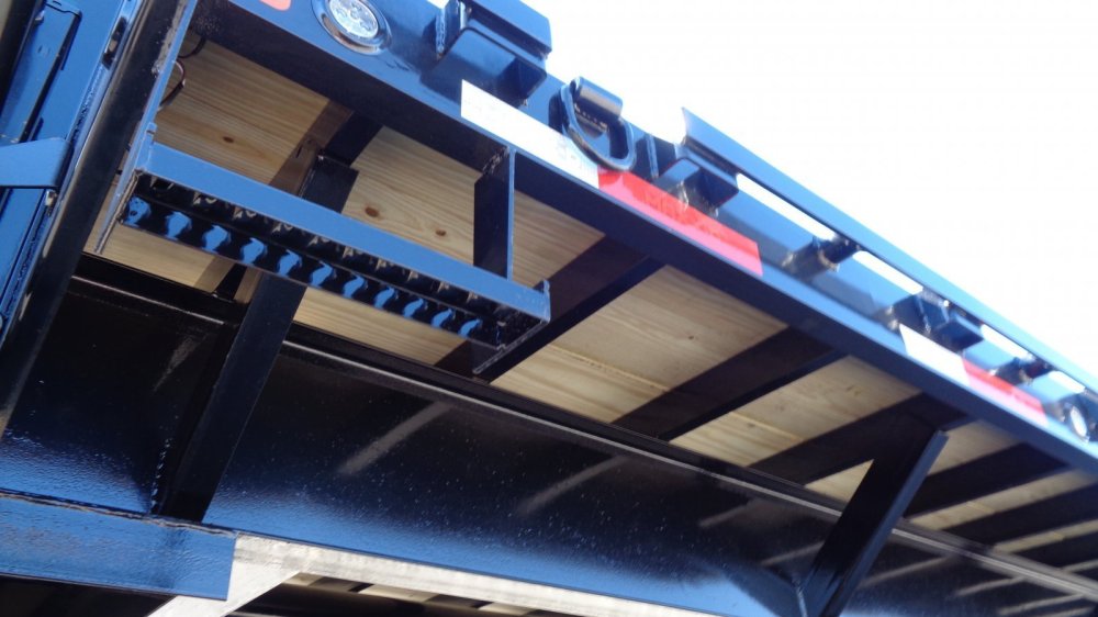 Maxx-D 8.5x40 18,000 Gooseneck