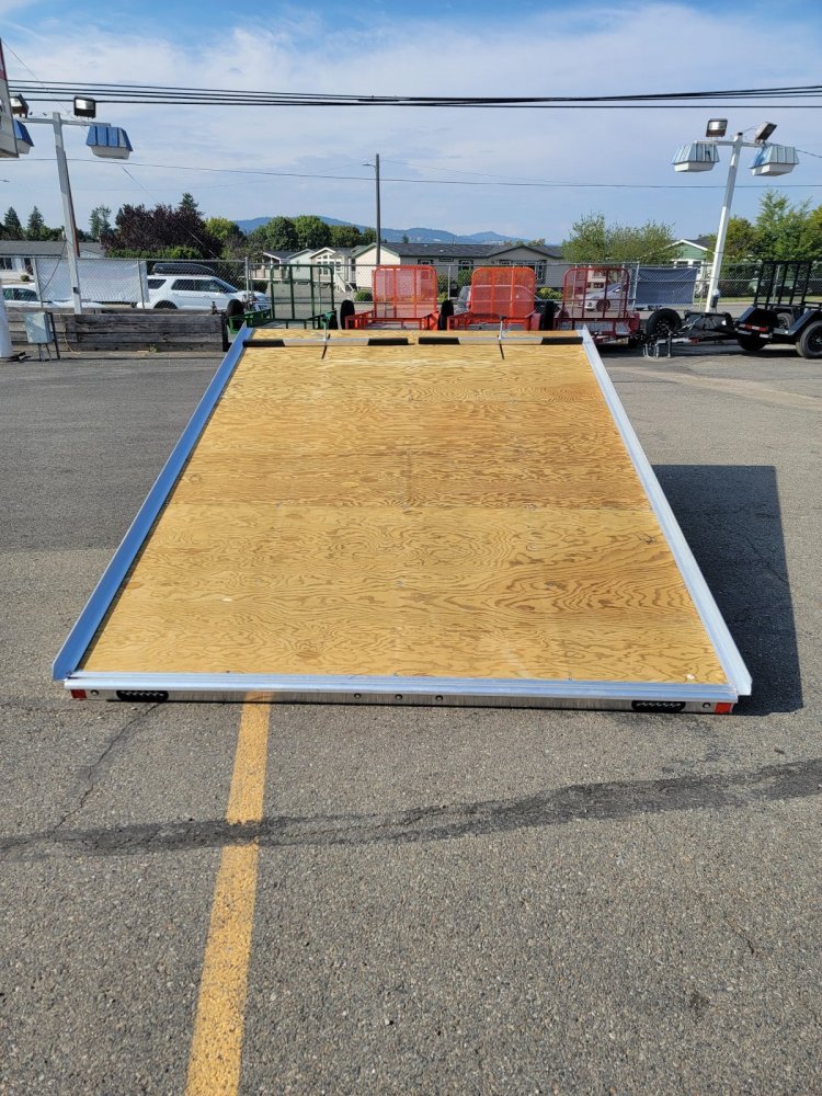High Country 8.5x12 2,990 Tilt