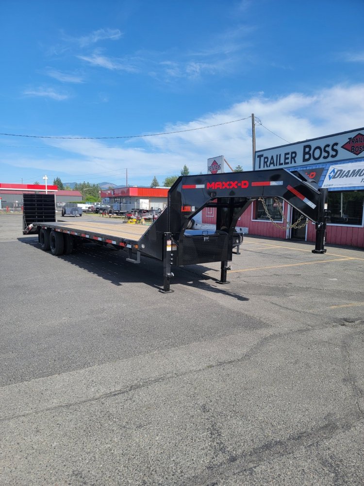 MAXX-D 8.5x30 25,000 Gooseneck