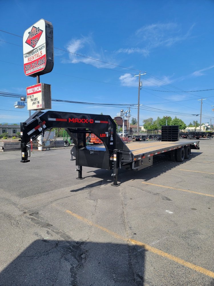 MAXX-D 8.5x30 25,000 Gooseneck