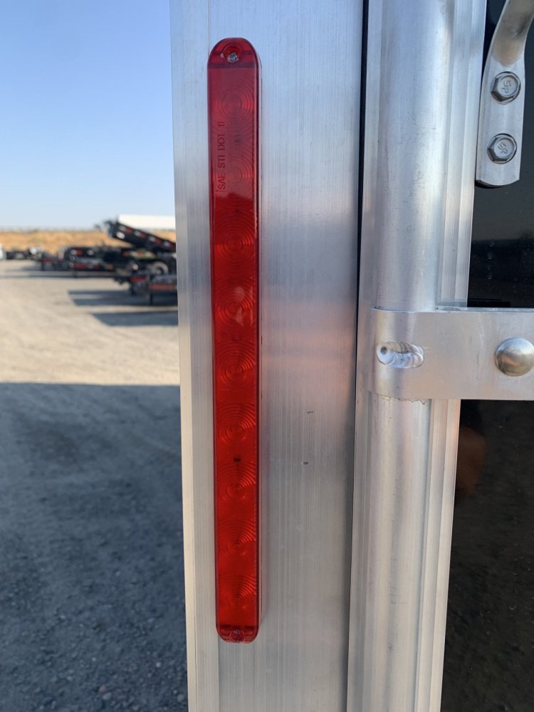 Xpress 8.5x16 7,000 Enclosed