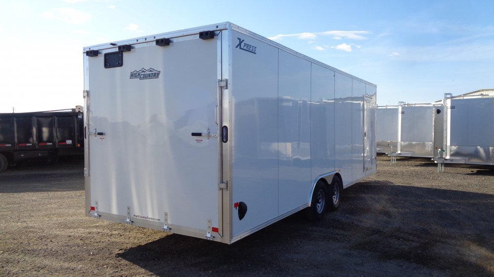 Xpress 8.5x24 Enclosed