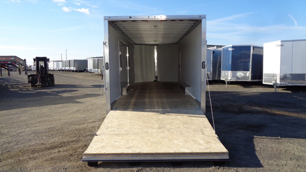 Xpress 8.5x24 Enclosed