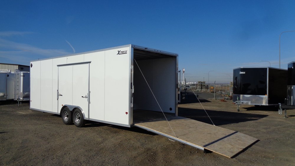 Xpress 8.5x24 Enclosed