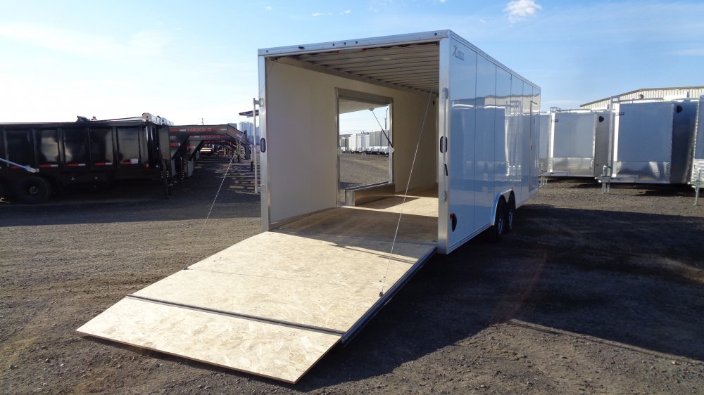 Xpress 8.5x24 Enclosed