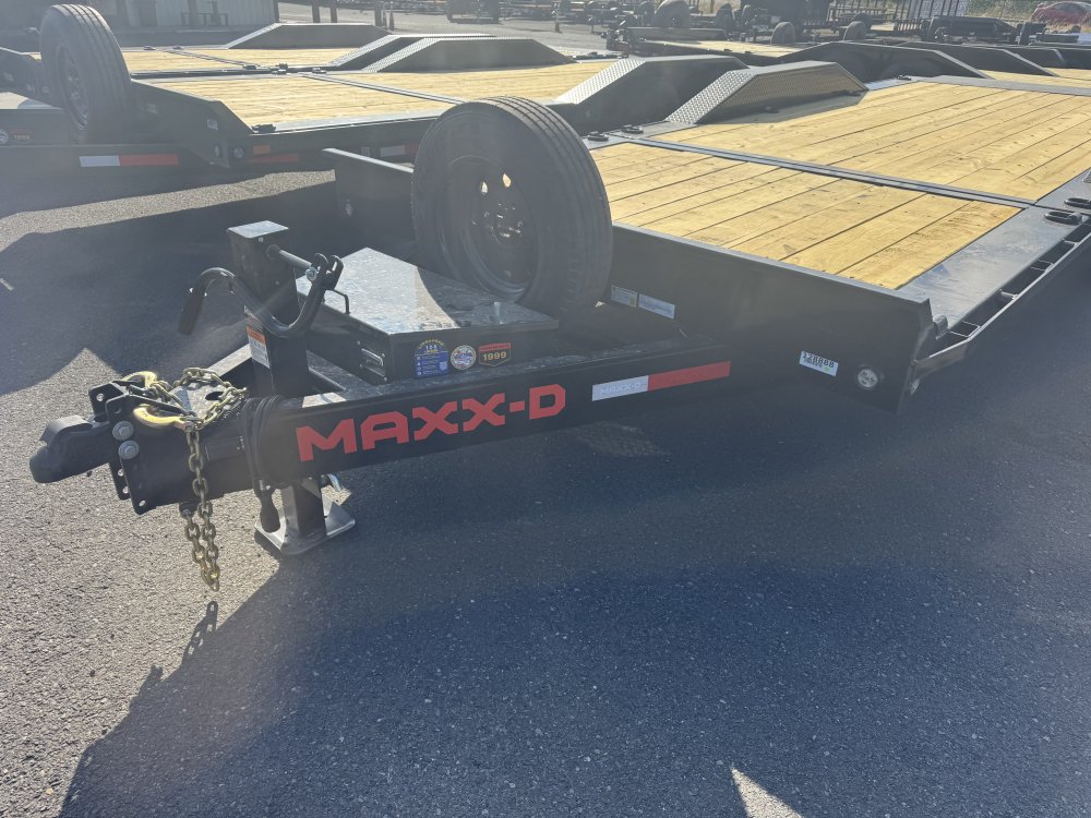 MAXX-D 8.5x22 17,500 Flatbed
