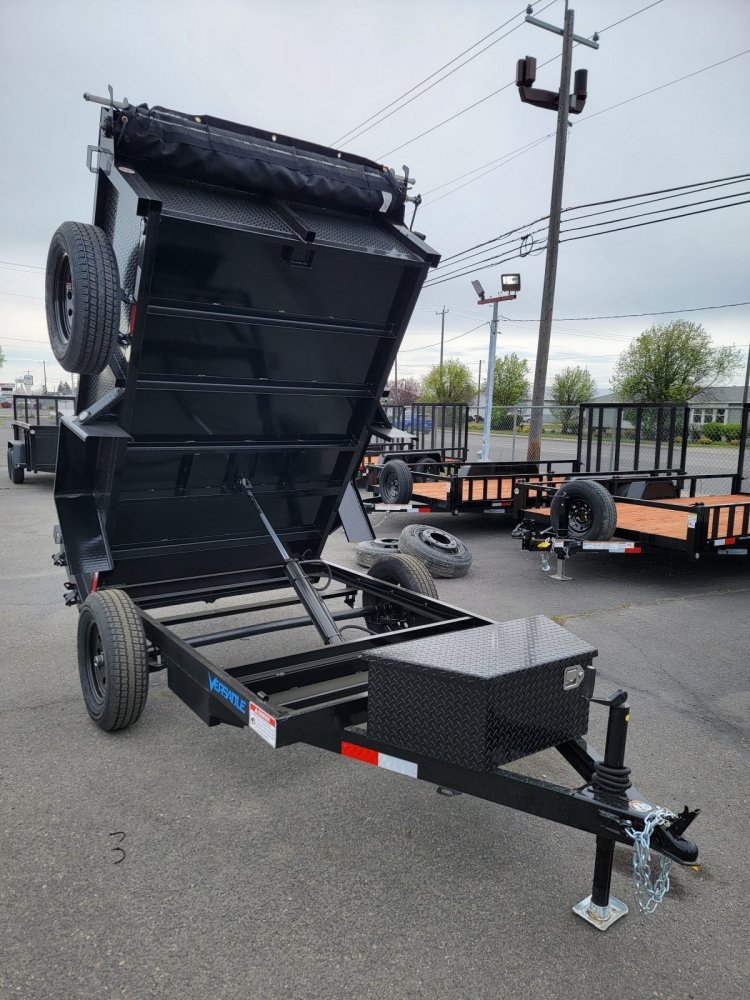Versatile 5x8 2,990 Dump