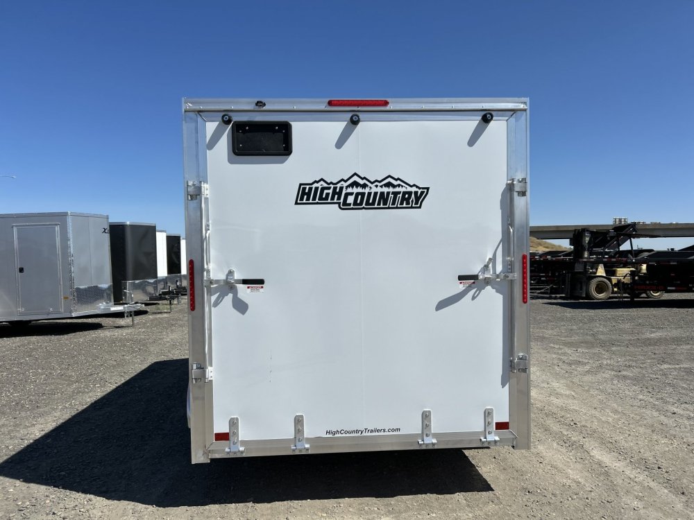 Xpress 7x16 7,000 Enclosed