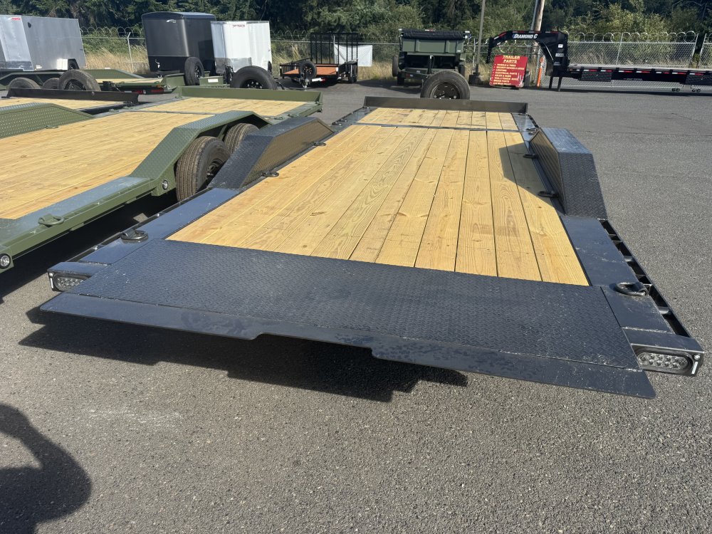 MAXX-D 8.5x22 17,500 Flatbed