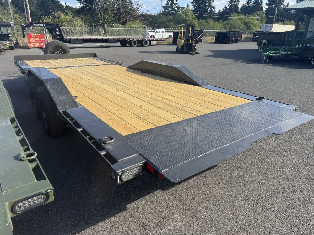 MAXX-D 8.5x22 17,500 Flatbed