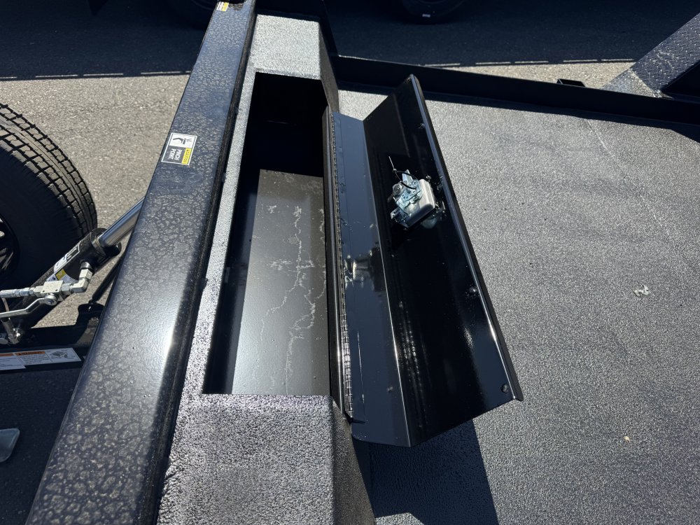 Versatile 6x14 5,200 Utility
