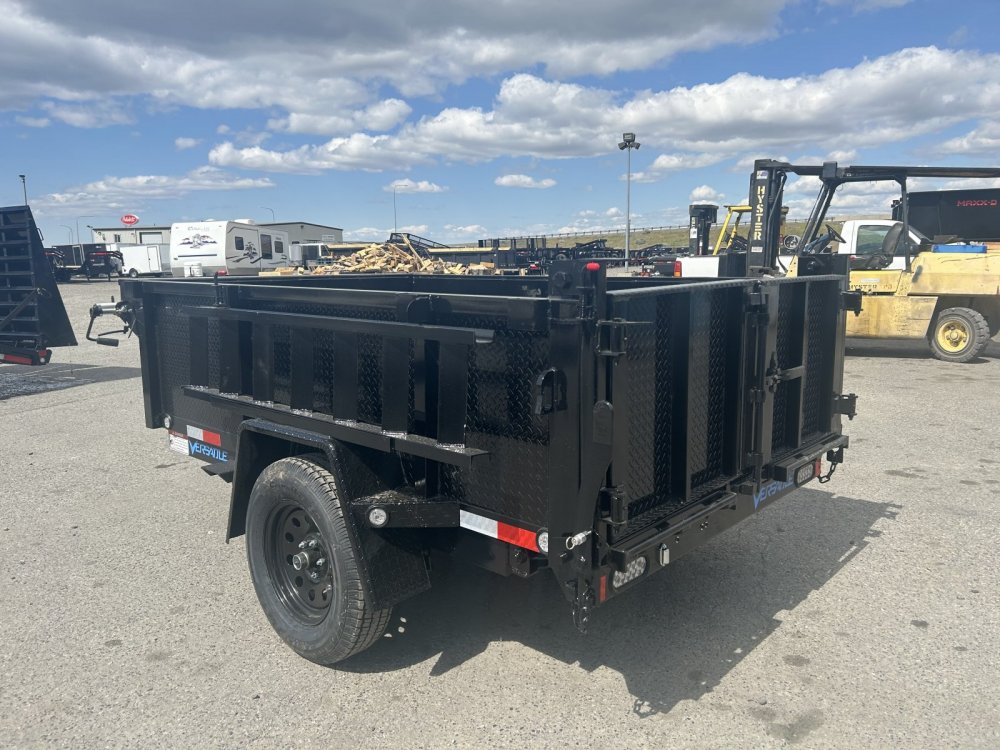 Versatile 5x8 5,200 Dump