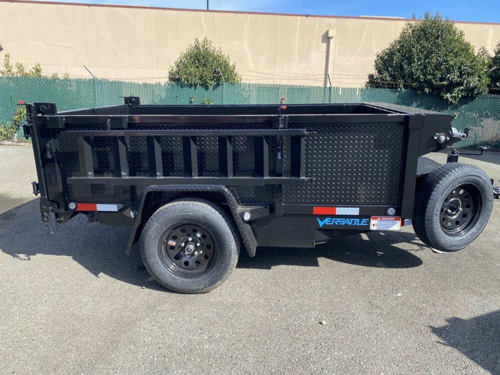 Versatile 5x8 5,200 Dump