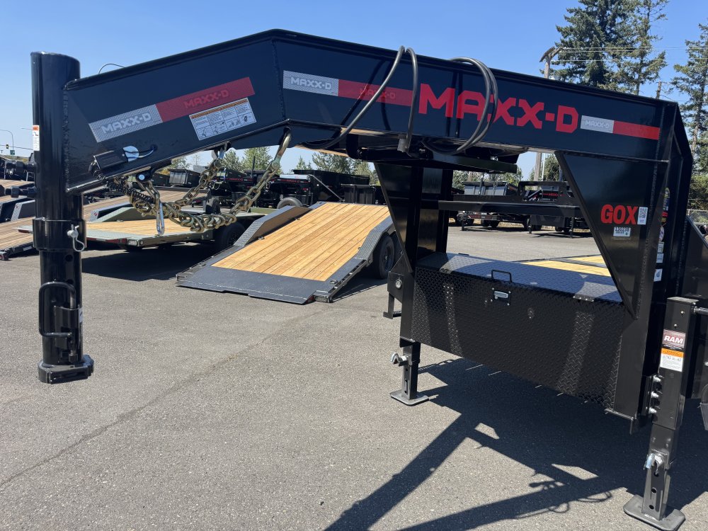 MAXX-D 8.5x28 17,500 Gooseneck