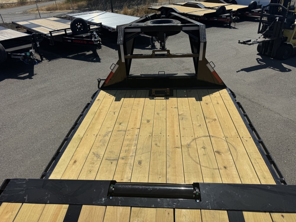 MAXX-D 8.5x28 17,500 Gooseneck