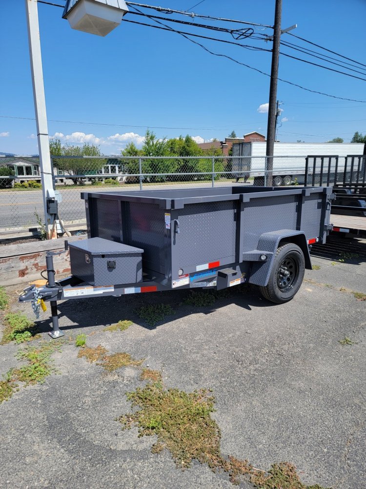 Versatile 5x8 2,990 Dump