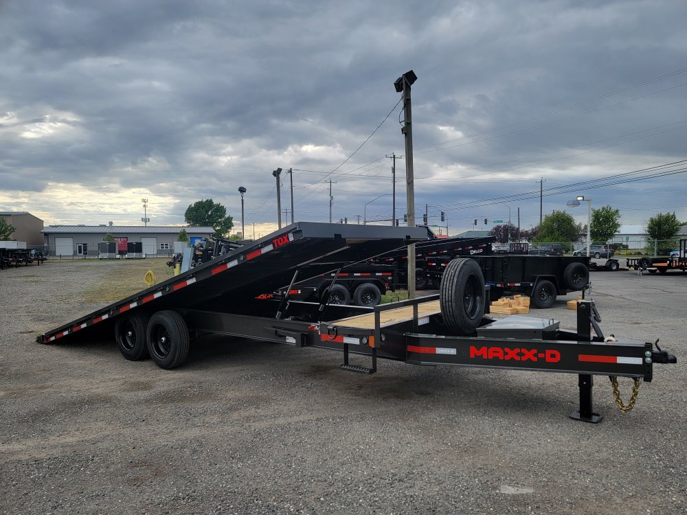 MAXX-D 8.5x24 17,500 Tilt