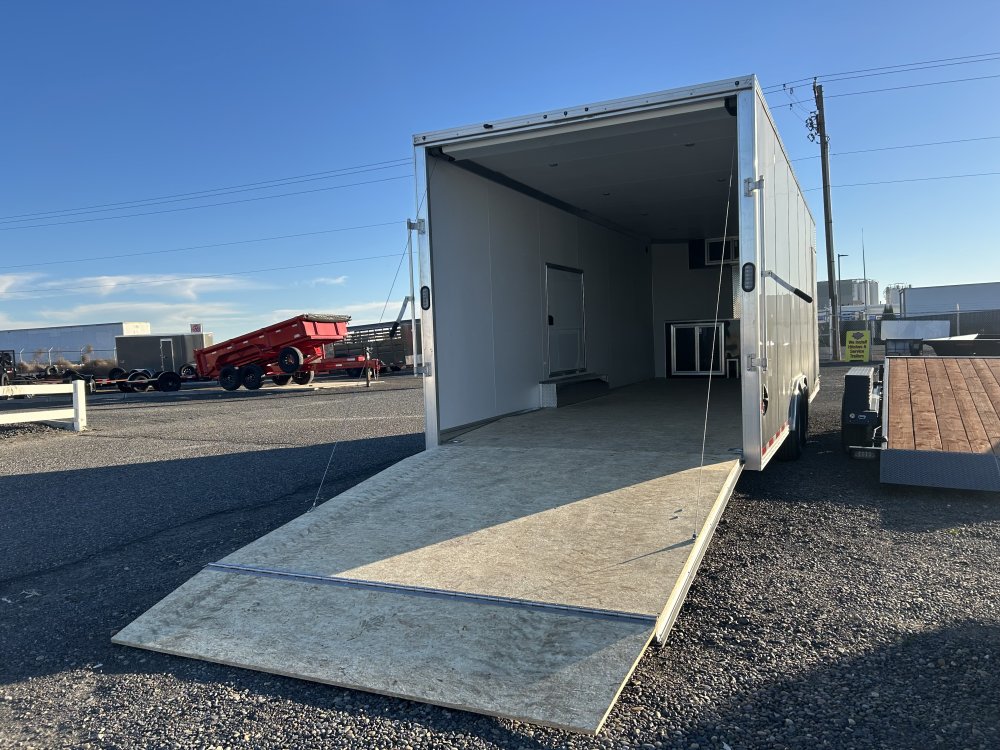 Xpress 8.5x24 9,990 Enclosed