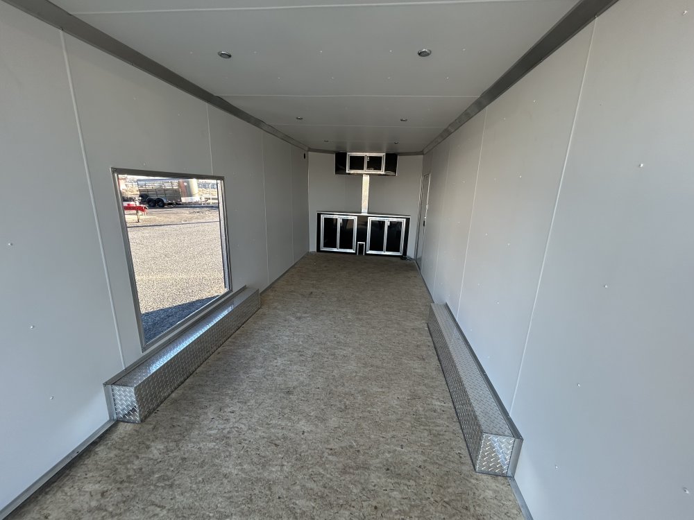 Xpress 8.5x24 9,990 Enclosed