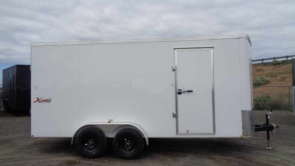 Mirage 7x16 7,000 Enclosed