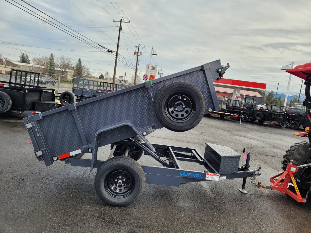 Versatile 5x8 2,990 Dump