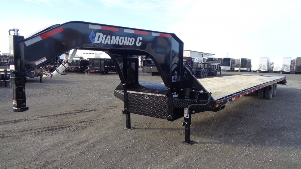 Diamond C 8.5x40 Gooseneck