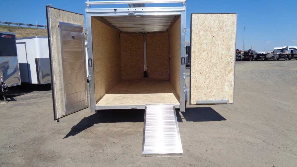 Xpress 7x16 Enclosed