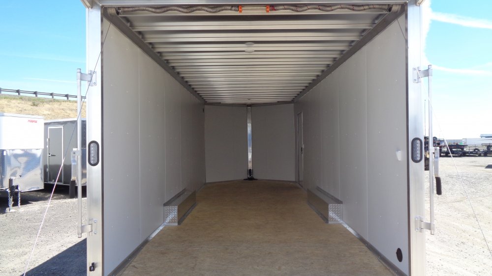 Xpress 8.5x24 Enclosed