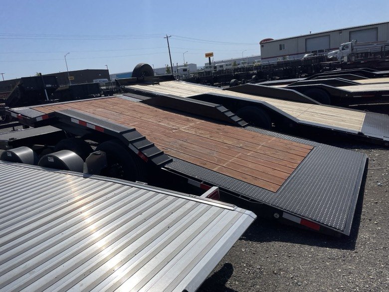 Versatile 8.5x20 20,000 Deck In-Between