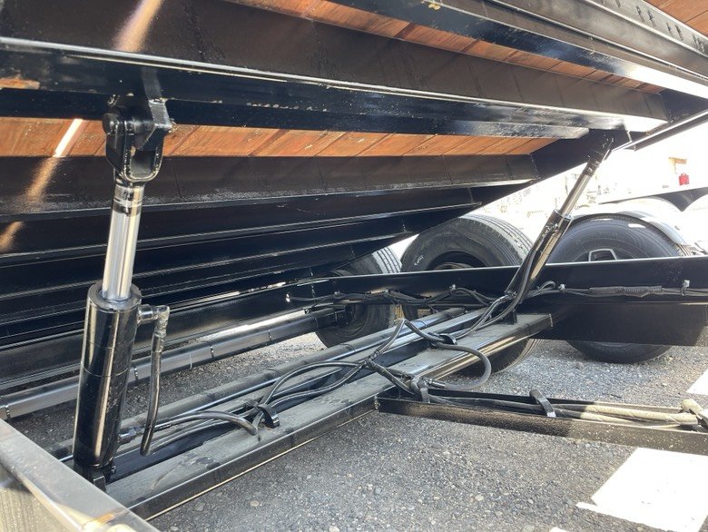 Versatile 8.5x20 20,000 Deck In-Between